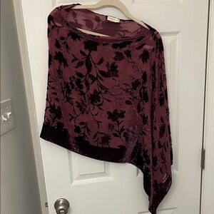 Spartina 449 Sheer Velvet Topper in Wine
